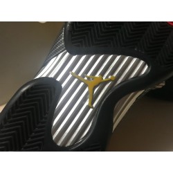"AIR JORDAN 14 RETRO "UNIVERSITY GOLD کتونی جردن